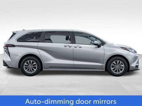 Used 2023 Toyota Sienna LE FWD image 8