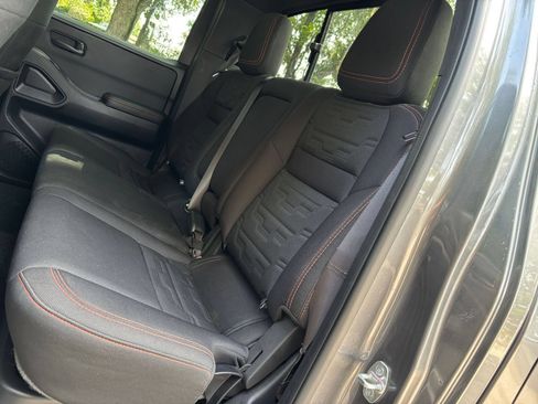 Used 2026 Nissan Frontier PRO-4X AWD/4WD image 33
