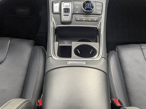 Used 2023 Hyundai Santa Fe Limited image 21