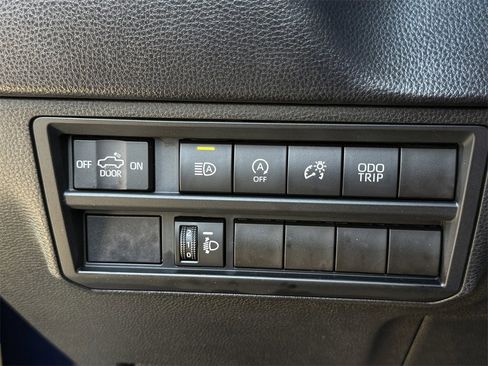 Used 2022 Toyota Tundra SR5 image 24