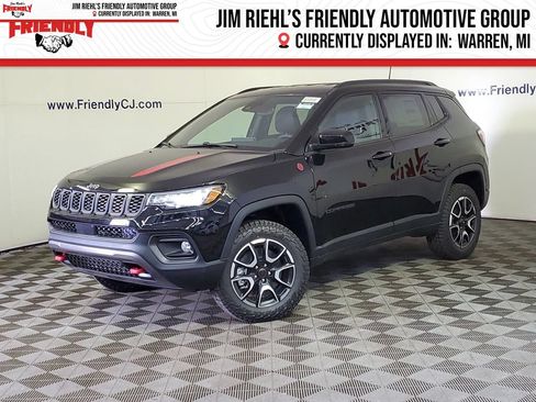 New 2026 Jeep Compass Trailhawk AWD/4WD image 1