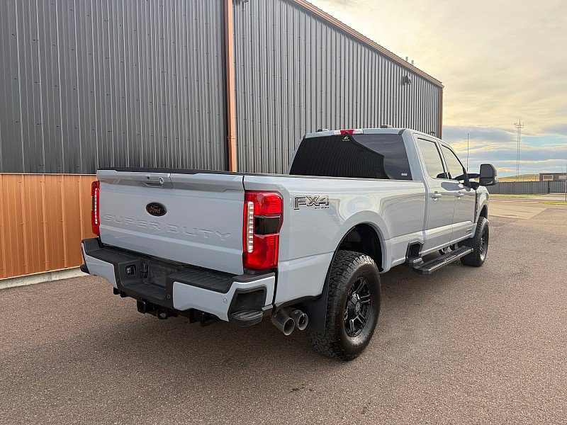 Used 2025 Ford F250 Lariat w/ Black Appearance Package AWD/4WD image 5