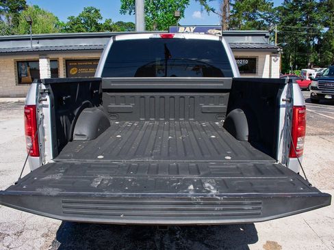 Used 2017 Ford F150 XL w/ Equipment Group 101A Mid AWD/4WD image 35