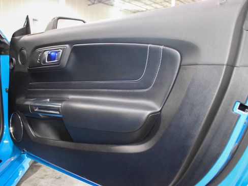 Used 2022 Ford Mustang GT Premium w/ GT Performance Package image 32