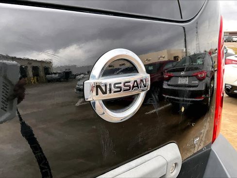 Used 2014 Nissan Xterra X image 9