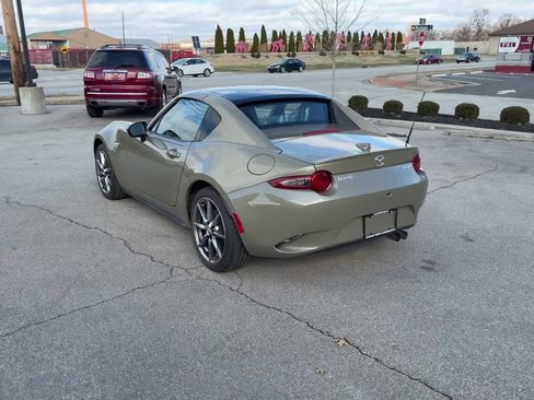 Used 2023 MAZDA MX-5 Miata Grand Touring w/ Weather Package image 3