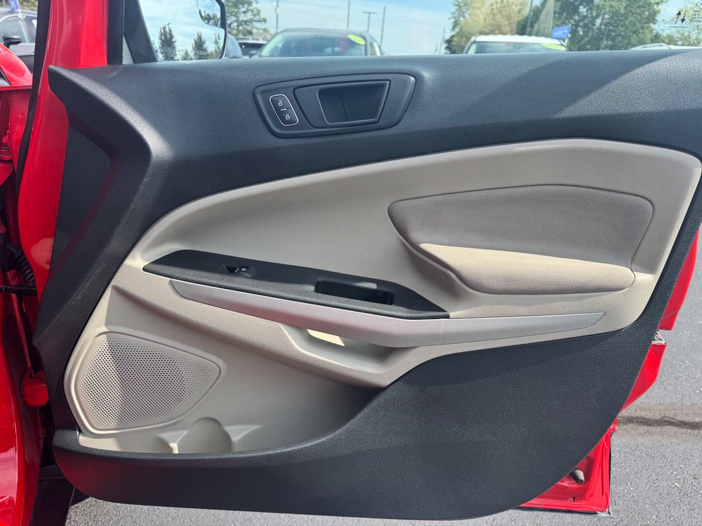 Used 2020 Ford EcoSport S AWD/4WD image 14