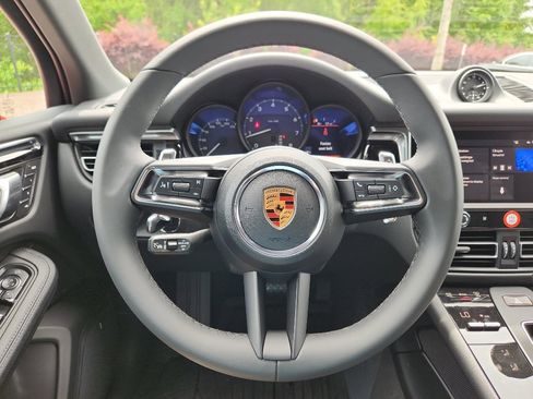 New 2026 Porsche Macan image 21