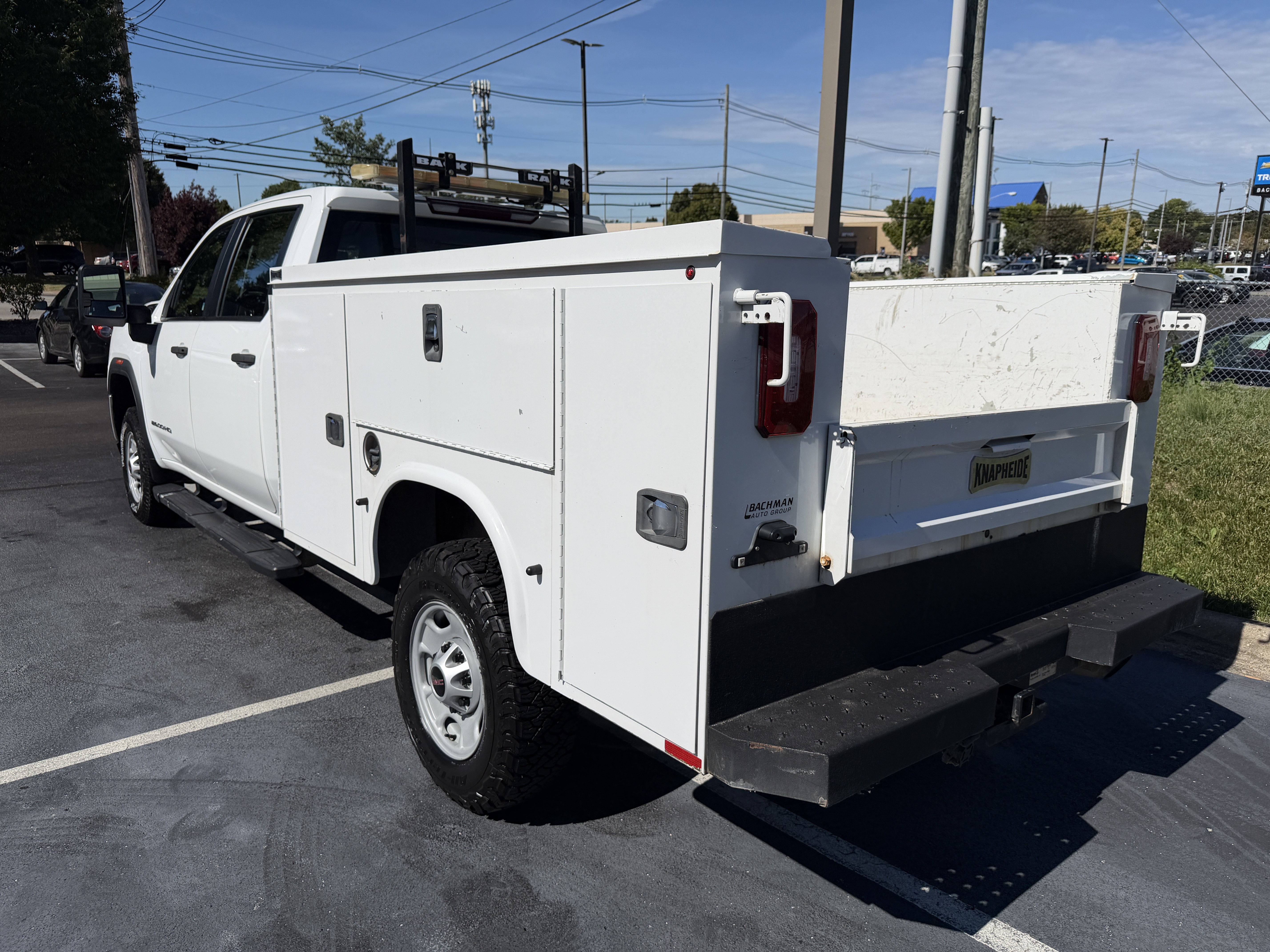 Used 2022 GMC Sierra 2500 Pro w/ Fleet Convenience Package AWD/4WD image 5
