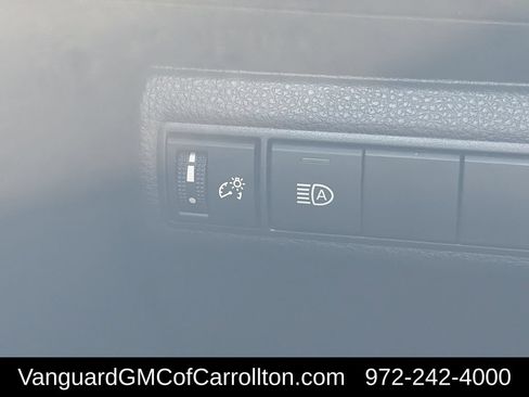 Used 2025 Toyota Corolla LE FWD image 22