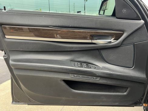 Used 2012 BMW 750Li image 31