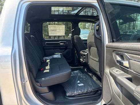 New 2026 RAM 1500 4x4 Crew Cab image 27