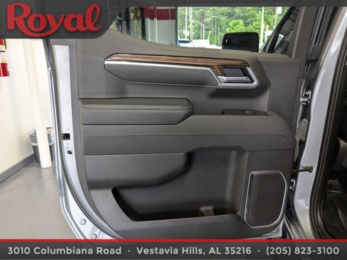 Used 2024 GMC Sierra 1500 Elevation w/ X31 Off-Road Package AWD/4WD image 12