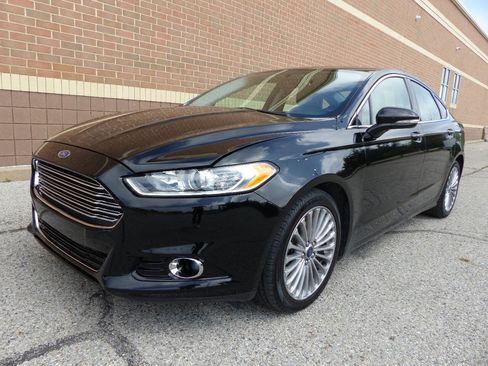 Used 2016 Ford Fusion Titanium FWD image 6
