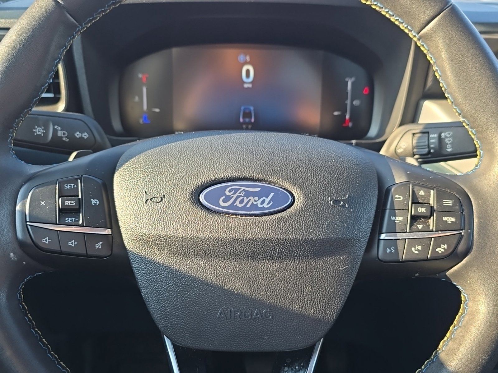 Used 2025 Ford Maverick Lobo AWD/4WD image 21