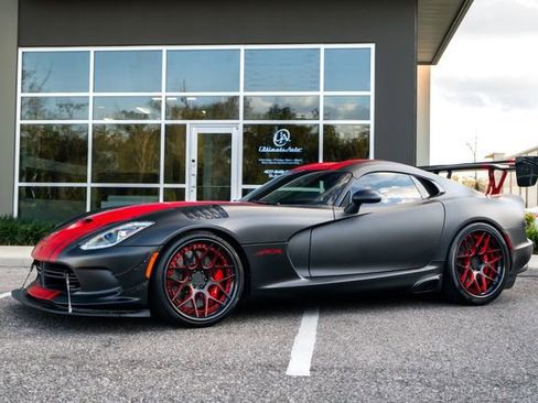 Used 2017 Dodge Viper GTC w/ ACR Package image 2