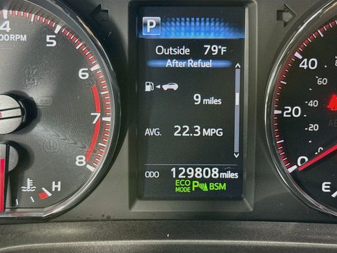 Used 2016 Toyota RAV4 SE w/ Advanced Technology Package AWD/4WD image 13