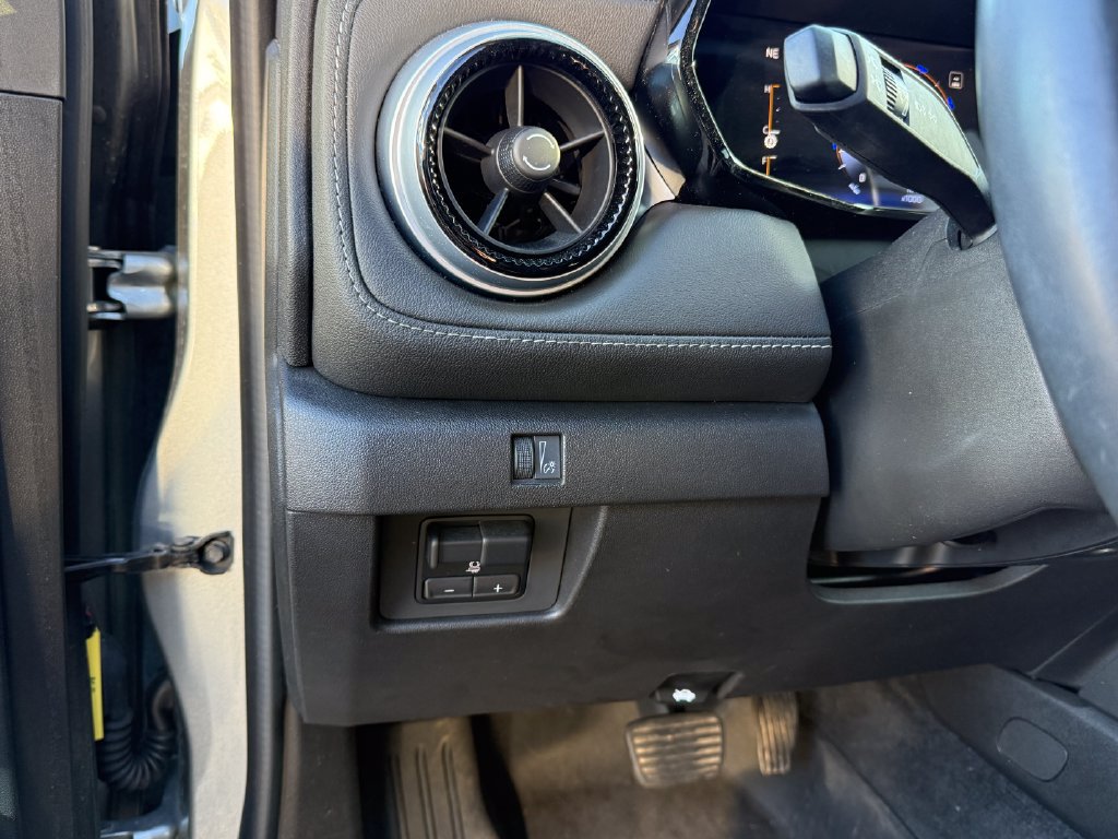 Certified 2023 Chevrolet Colorado LT w/ LT Convenience Package II AWD/4WD image 15