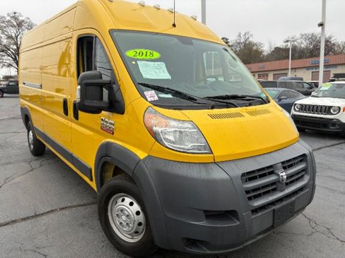 Used 2018 RAM ProMaster 2500 w/ Interior Convenience Group image 1