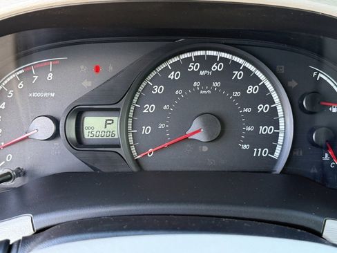 Used 2013 Toyota Sienna LE image 25