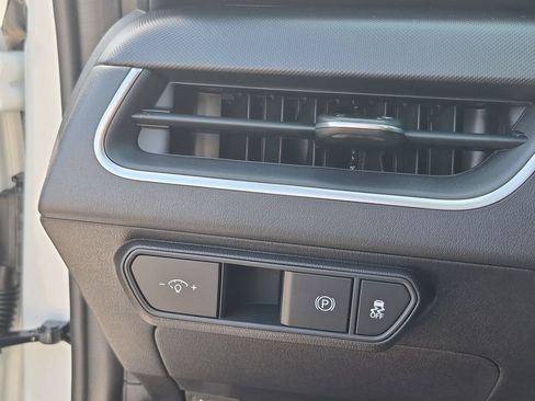New 2026 Kia K4 FWD image 18