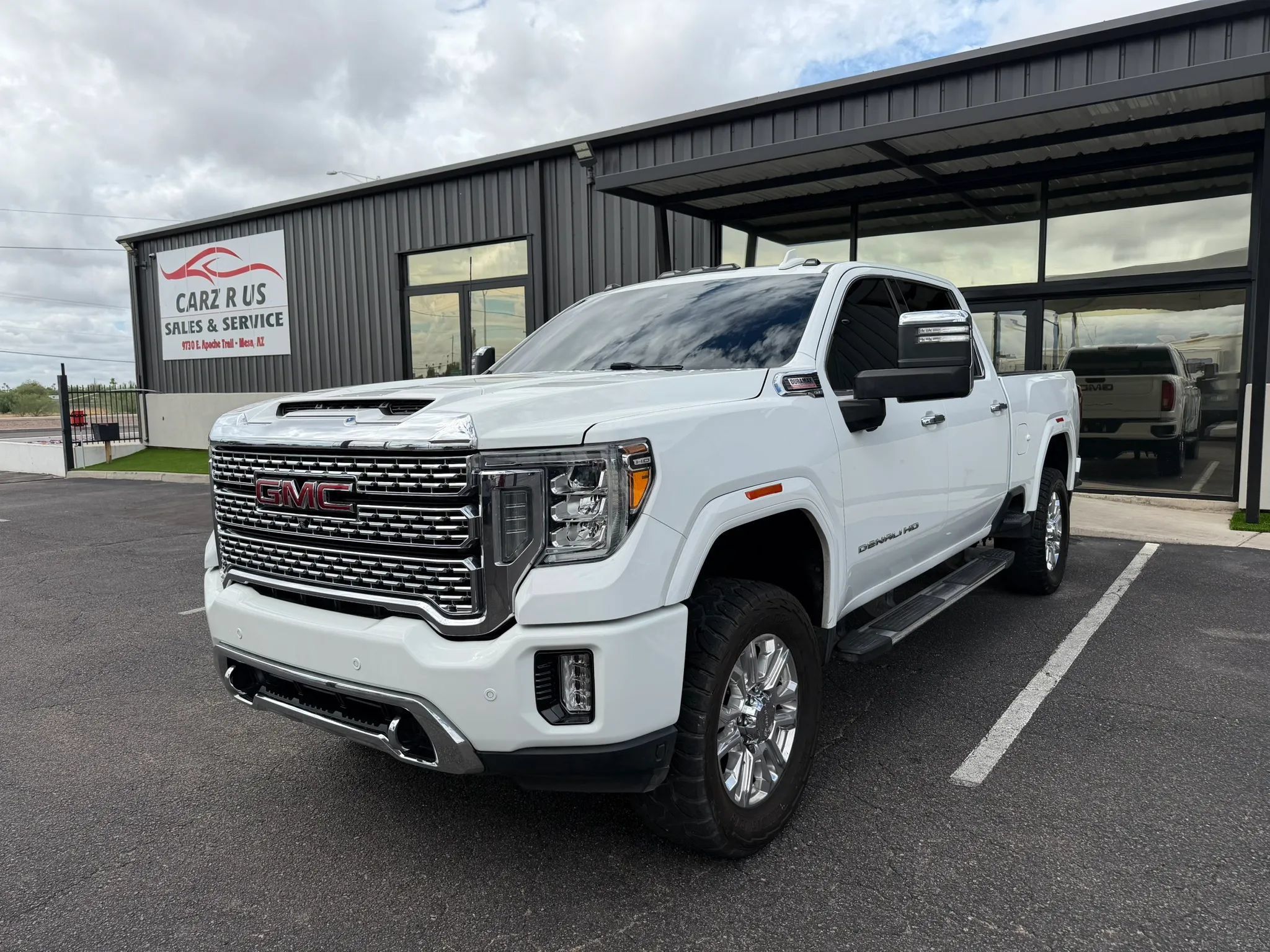 Used 2020 GMC Sierra 2500 Denali w/ Denali Ultimate Package AWD/4WD image 3