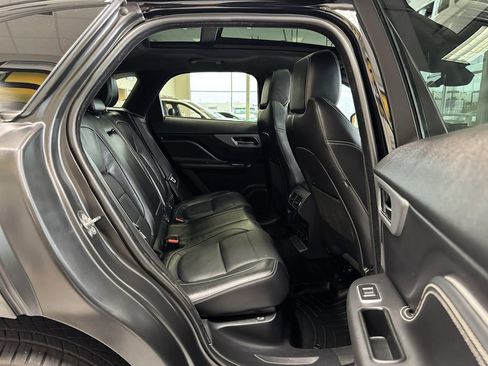 Used 2019 Jaguar F-PACE S image 44