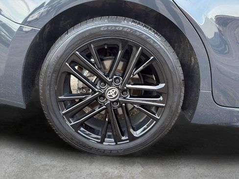Used 2025 Toyota Camry SE FWD image 22