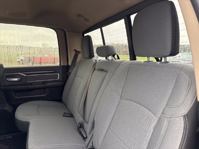 Used 2020 RAM 2500 Big Horn w/ Level 2 Equipment Group AWD/4WD image 10