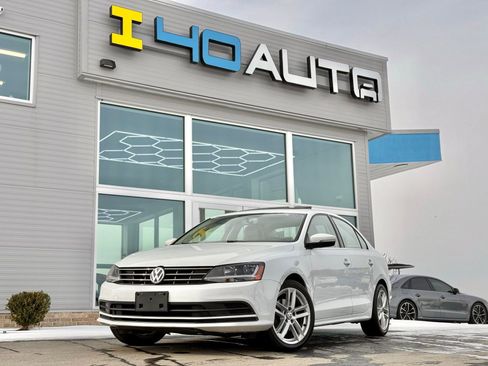 Used 2018 Volkswagen Jetta SE image 1