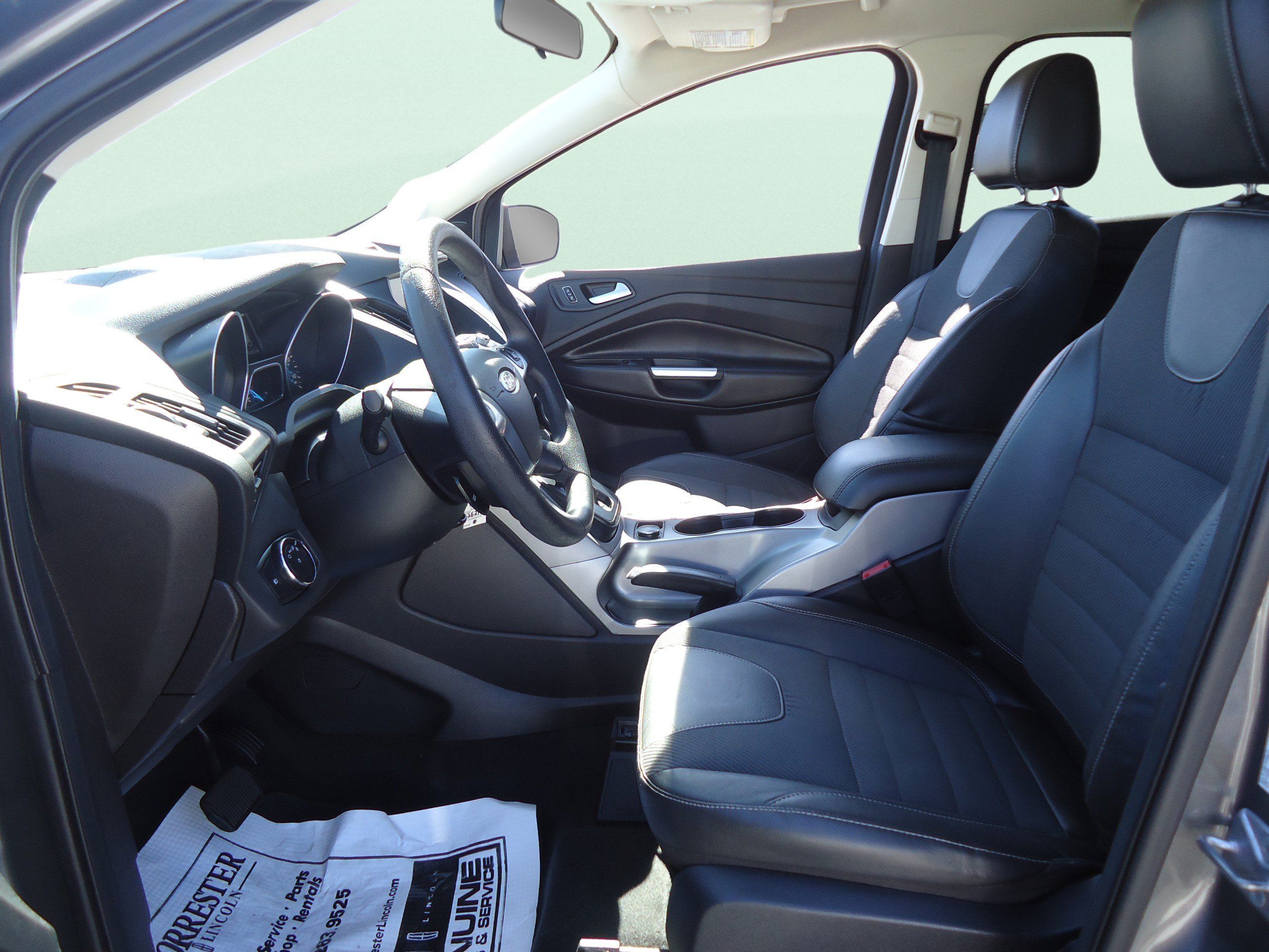 Used 2014 Ford Escape SE w/ SE Chrome Package FWD image 19