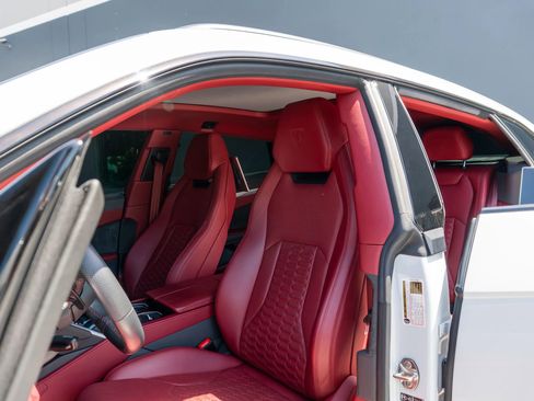 Used 2020 Lamborghini Urus AWD/4WD image 52