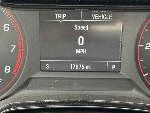 Certified 2024 Chevrolet Trax RS w/ Driver Confidence Package FWD image 20