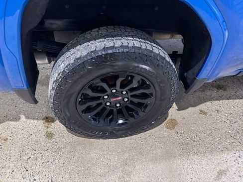 Used 2022 GMC Sierra 1500 AT4X AWD/4WD image 30