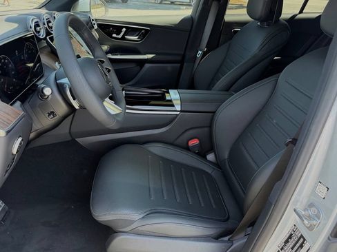 New 2026 Mercedes-Benz GLC 300 4MATIC image 19