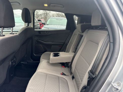 Used 2022 Ford Escape SE w/ Convenience Package FWD image 18