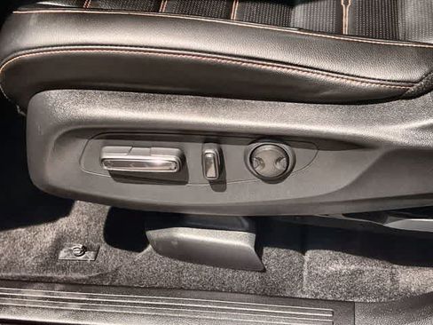 Used 2025 Honda CR-V Sport Touring image 31