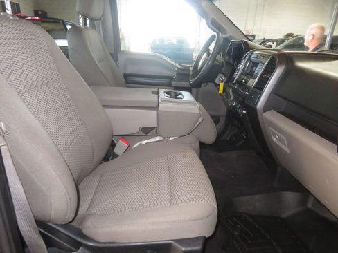 Used 2018 Ford F150 XLT AWD/4WD image 32