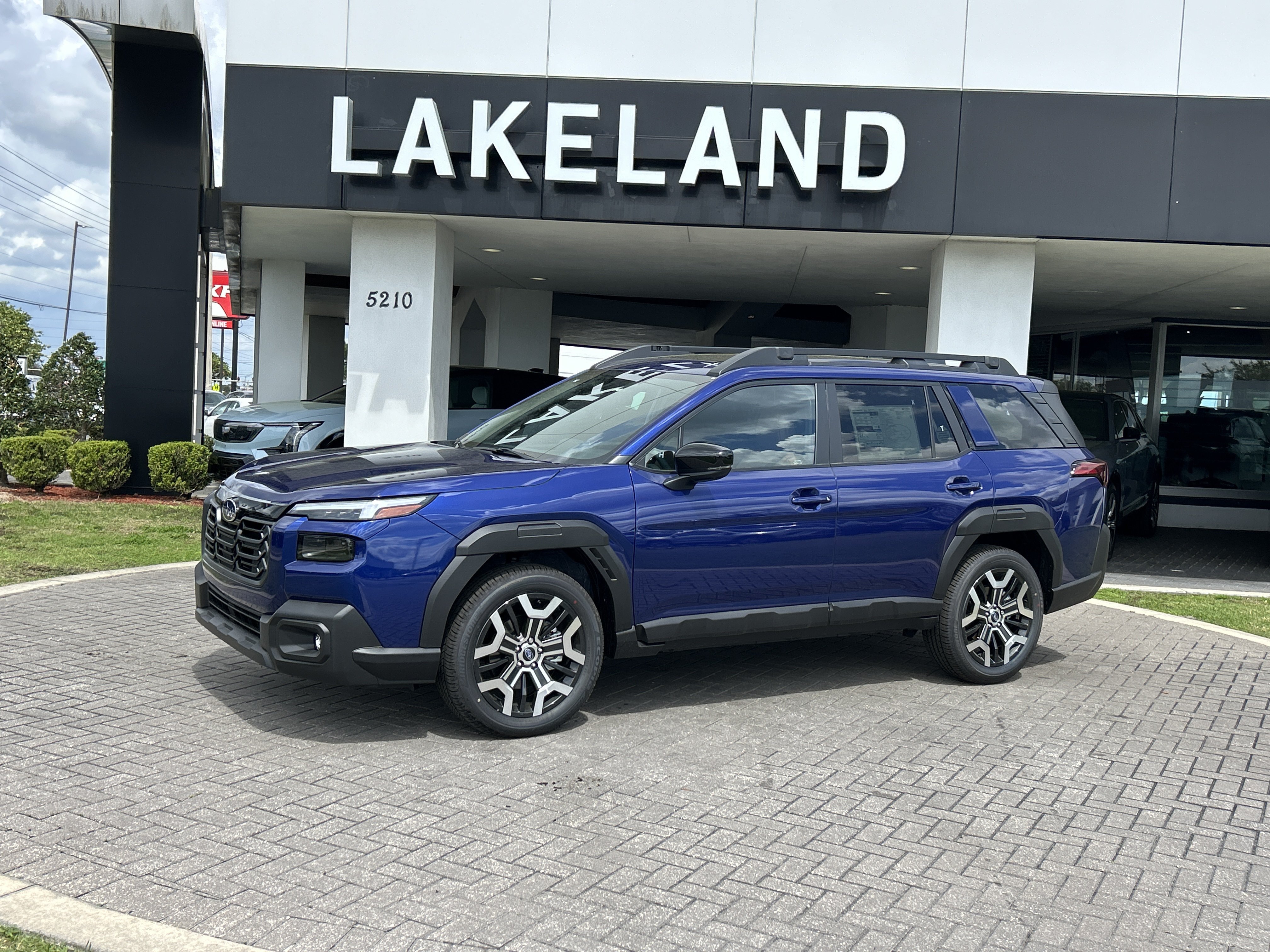 New 2026 Subaru Outback Touring XT AWD/4WD image 2
