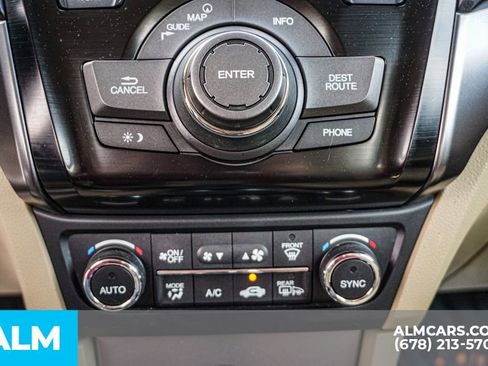 Used 2015 Acura ILX w/ Technology Package image 40