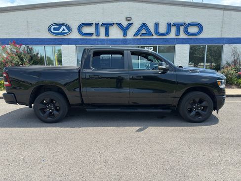 Used 2019 RAM 1500 Big Horn AWD/4WD image 3