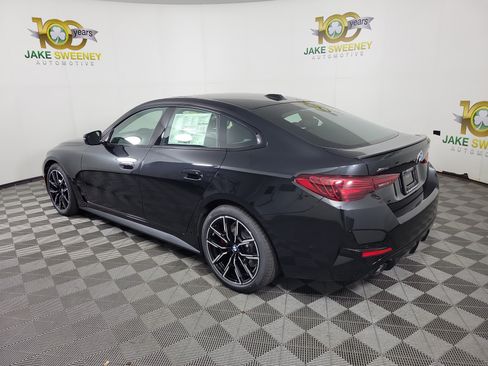 New 2026 BMW 430i xDrive w/ M Sport Package AWD/4WD image 5