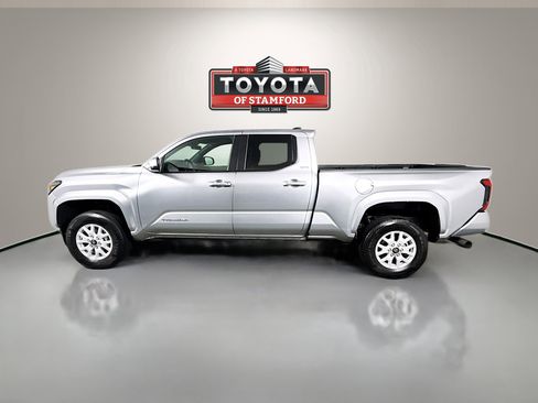 Certified 2025 Toyota Tacoma SR5 RWD image 4