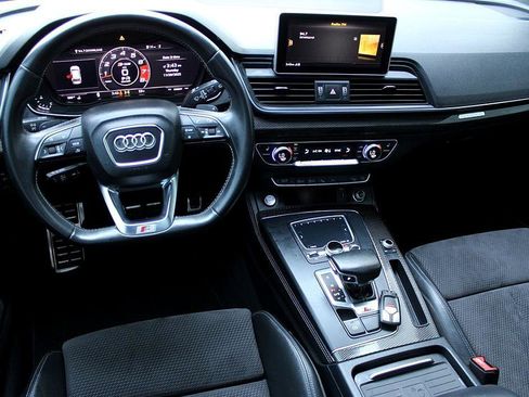Used 2019 Audi SQ5 Prestige w/ Prestige Package image 16