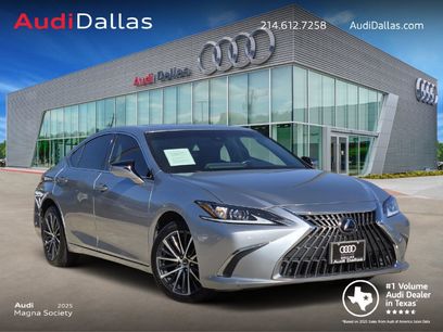 Used 2024 Lexus ES 250 w/ Premium Package