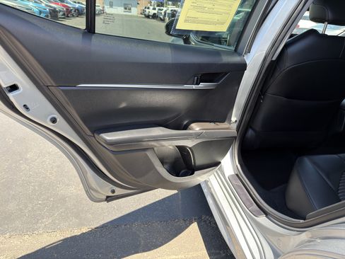 Used 2024 Toyota Camry SE w/ Convenience Package FWD image 17