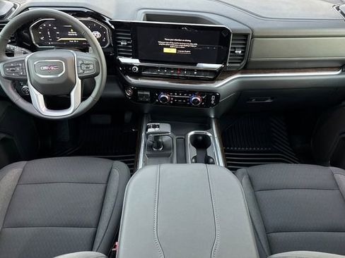 New 2026 GMC Sierra 1500 Elevation image 13