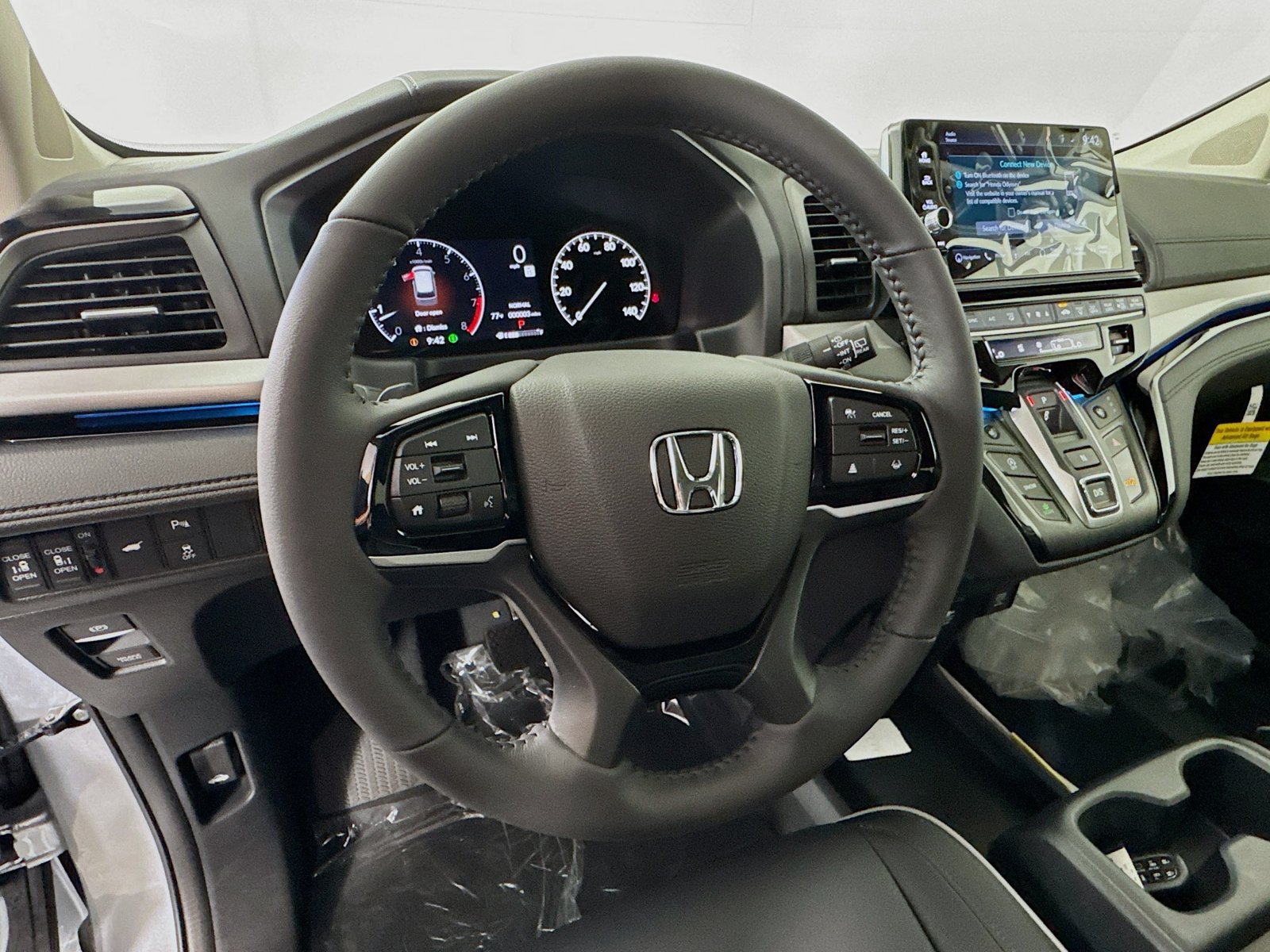Certified 2026 Honda Odyssey Touring image 15