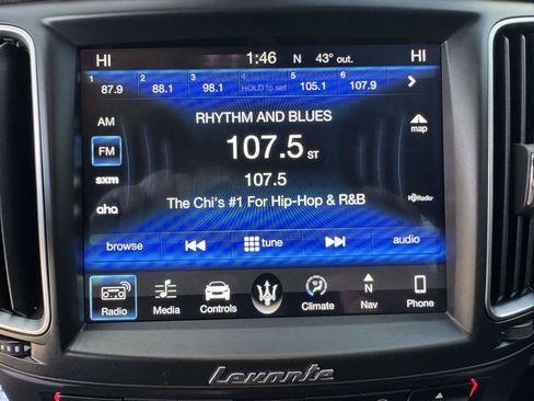 Used 2018 Maserati Levante GranSport image 16