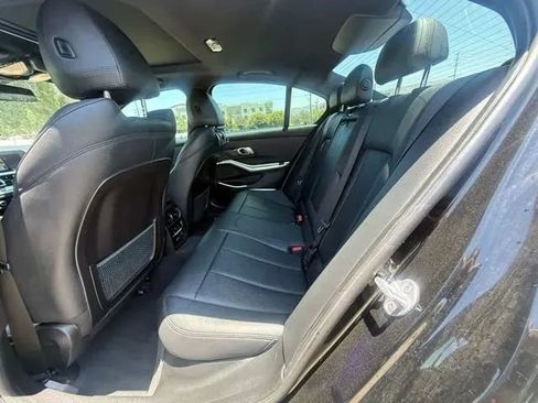 Used 2020 BMW 330i Sedan w/ Driving Assistance Package RWD image 12